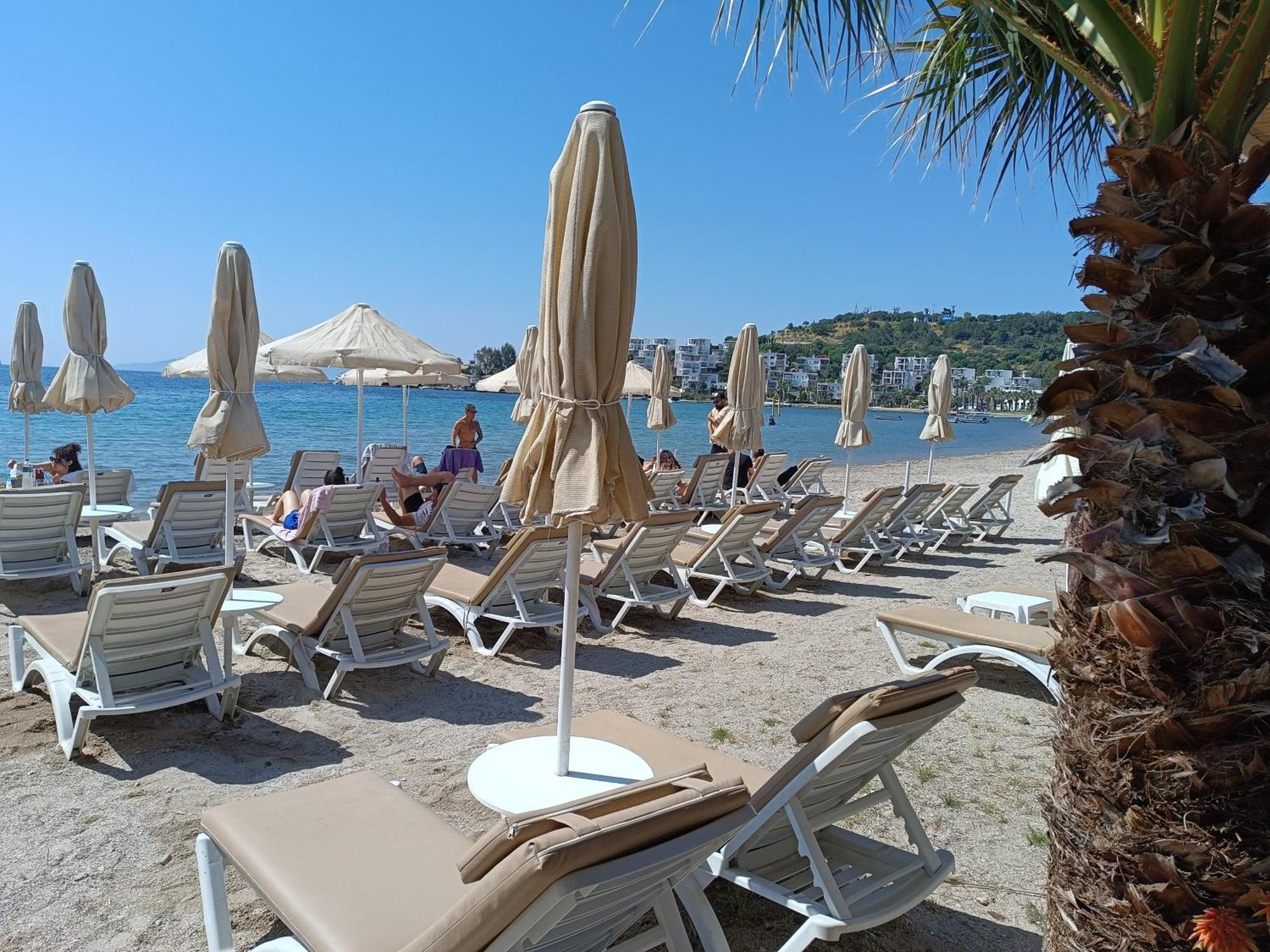 Uzhan Beach Hotel Bitez Buitenkant foto