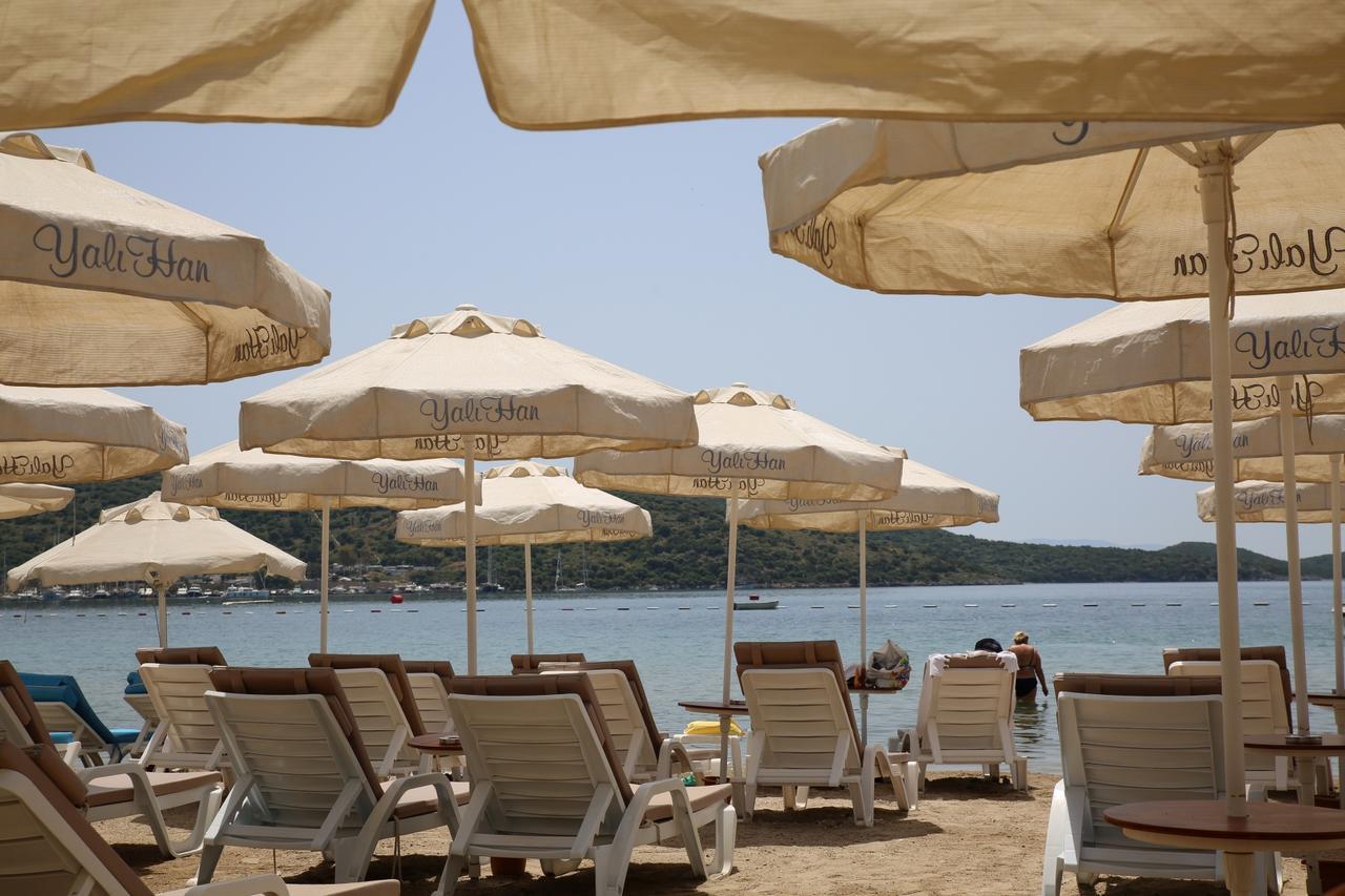 Uzhan Beach Hotel Bitez Buitenkant foto