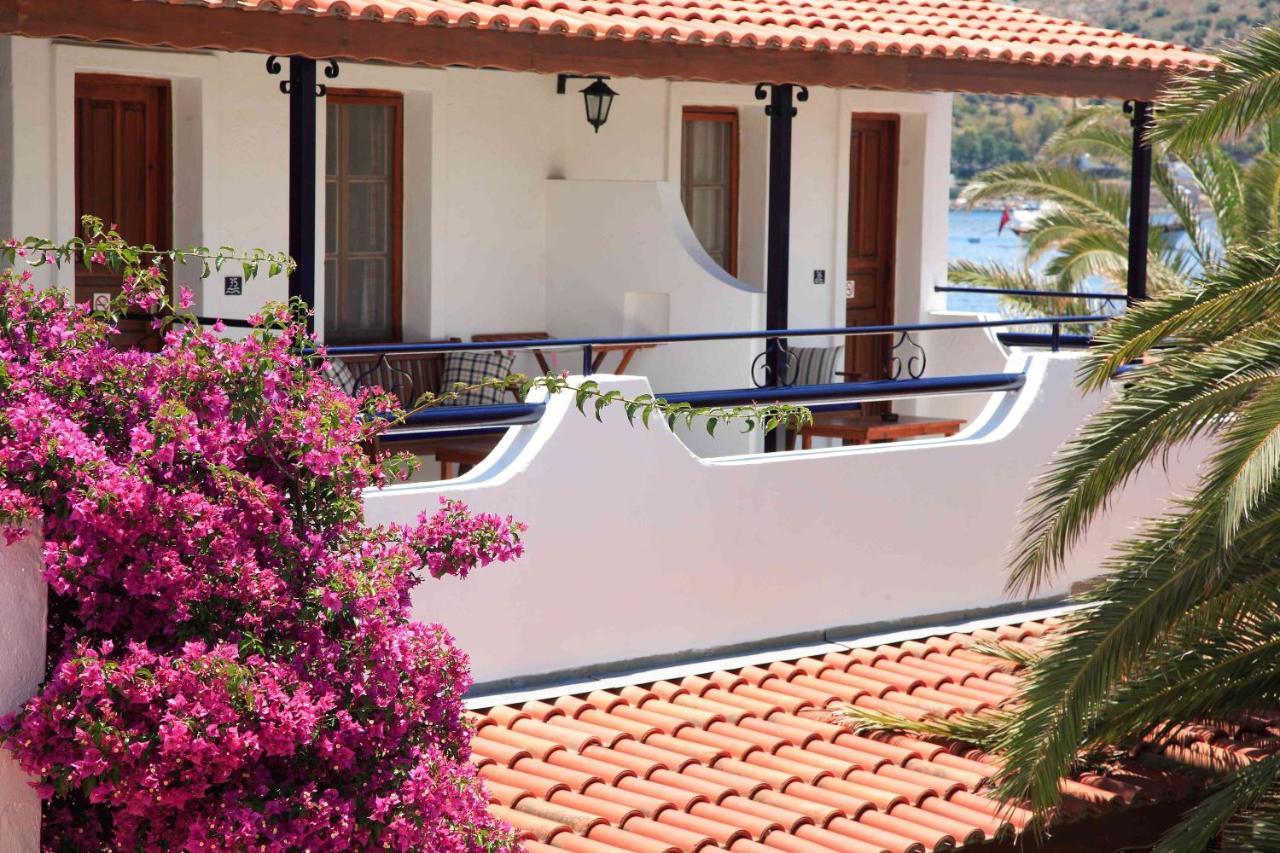 Uzhan Beach Hotel Bitez Buitenkant foto